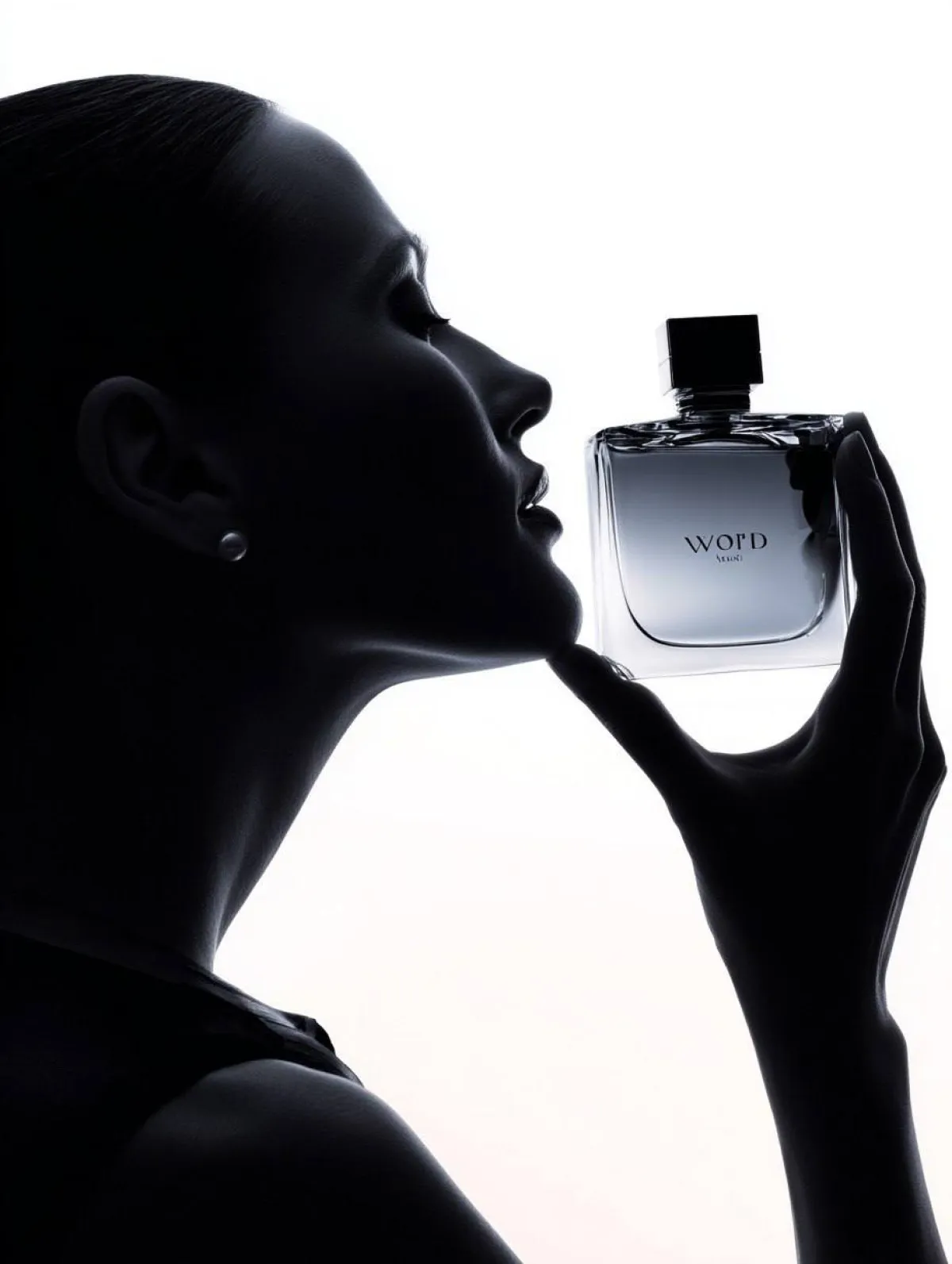 High-End Perfume Bottle Product Shot