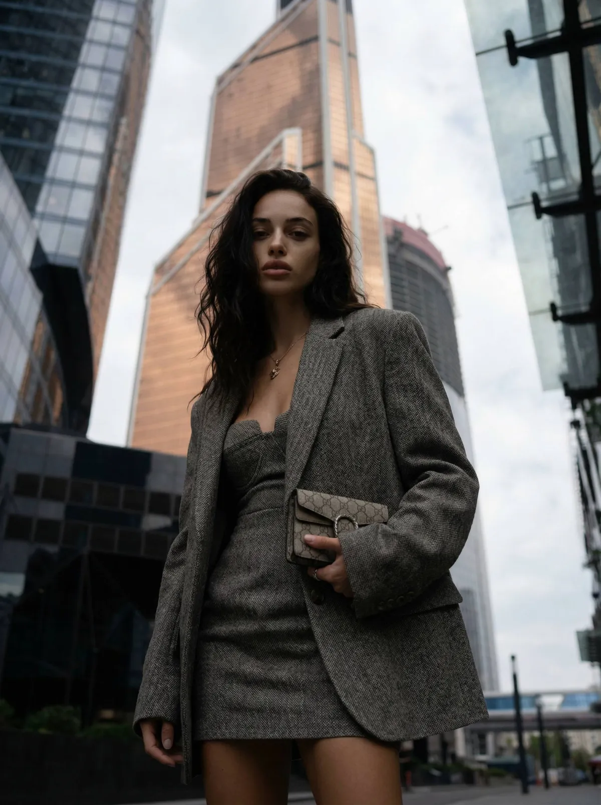 Sinematik Kentsel Moda Portre Serisi