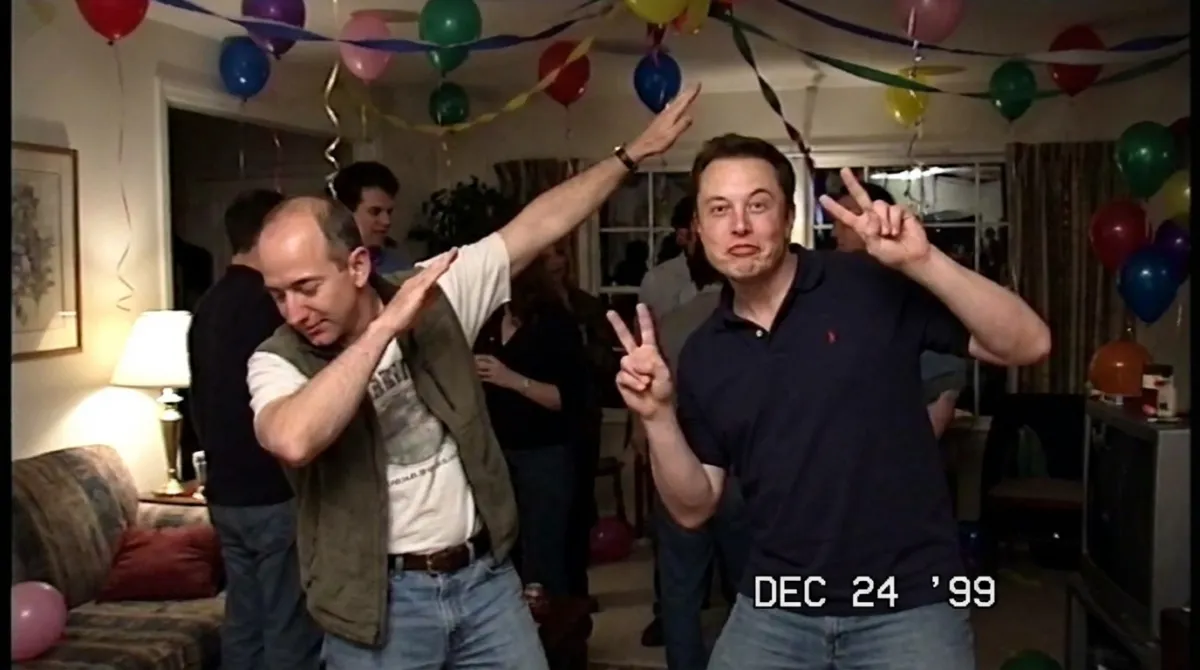 Bezos ve Musk'ın Utanç Verici Ev Partisi Görüntüsü